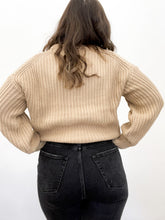 Load image into Gallery viewer, Lindsy Ribbed Crew Neck Sweater in Taupe
